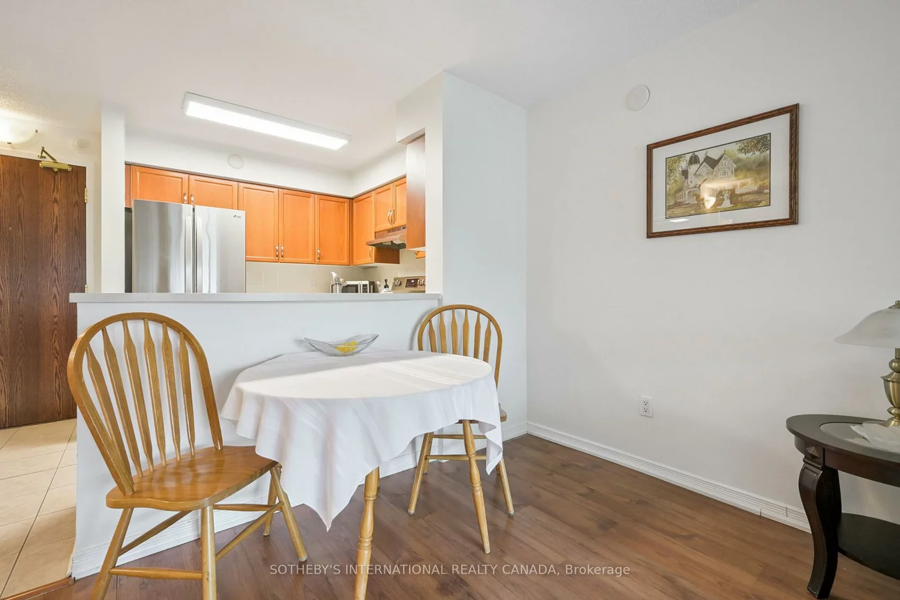 25, Via Rosedale, Sandringham-Wellington, Brampton