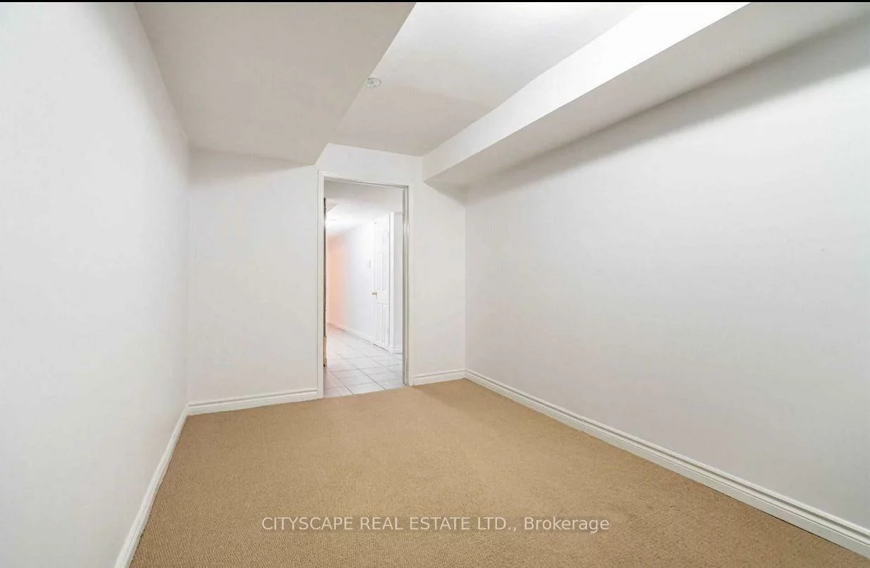 68, Gilgorm, Brampton West, Brampton