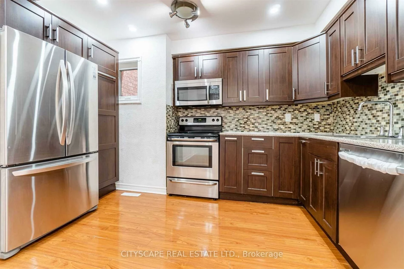 68, Gilgorm, Brampton West, Brampton