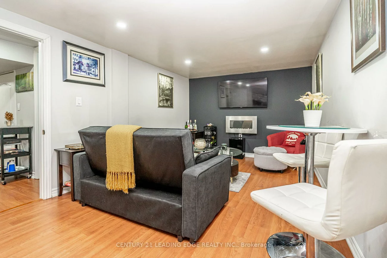 399, Vodden, Madoc, Brampton