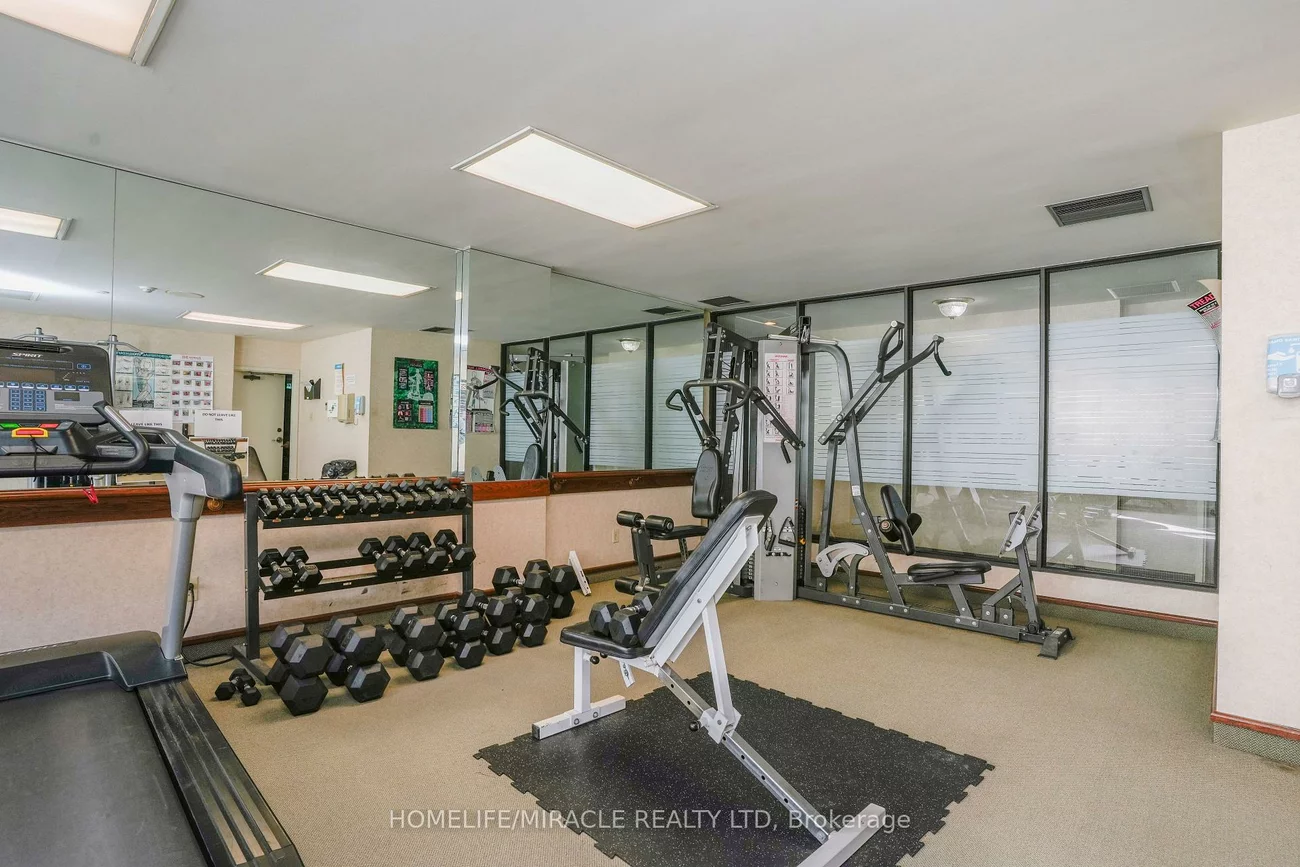 26, Hanover, Queen Street Corridor, Brampton