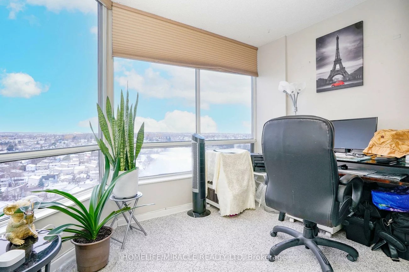 26, Hanover, Queen Street Corridor, Brampton