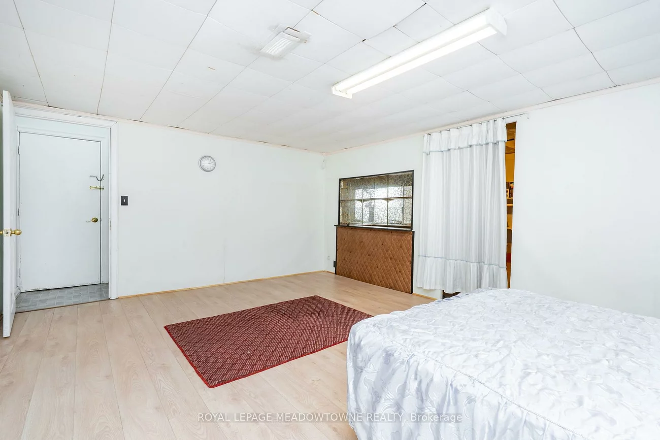 61, Ardglen, Brampton East, Brampton