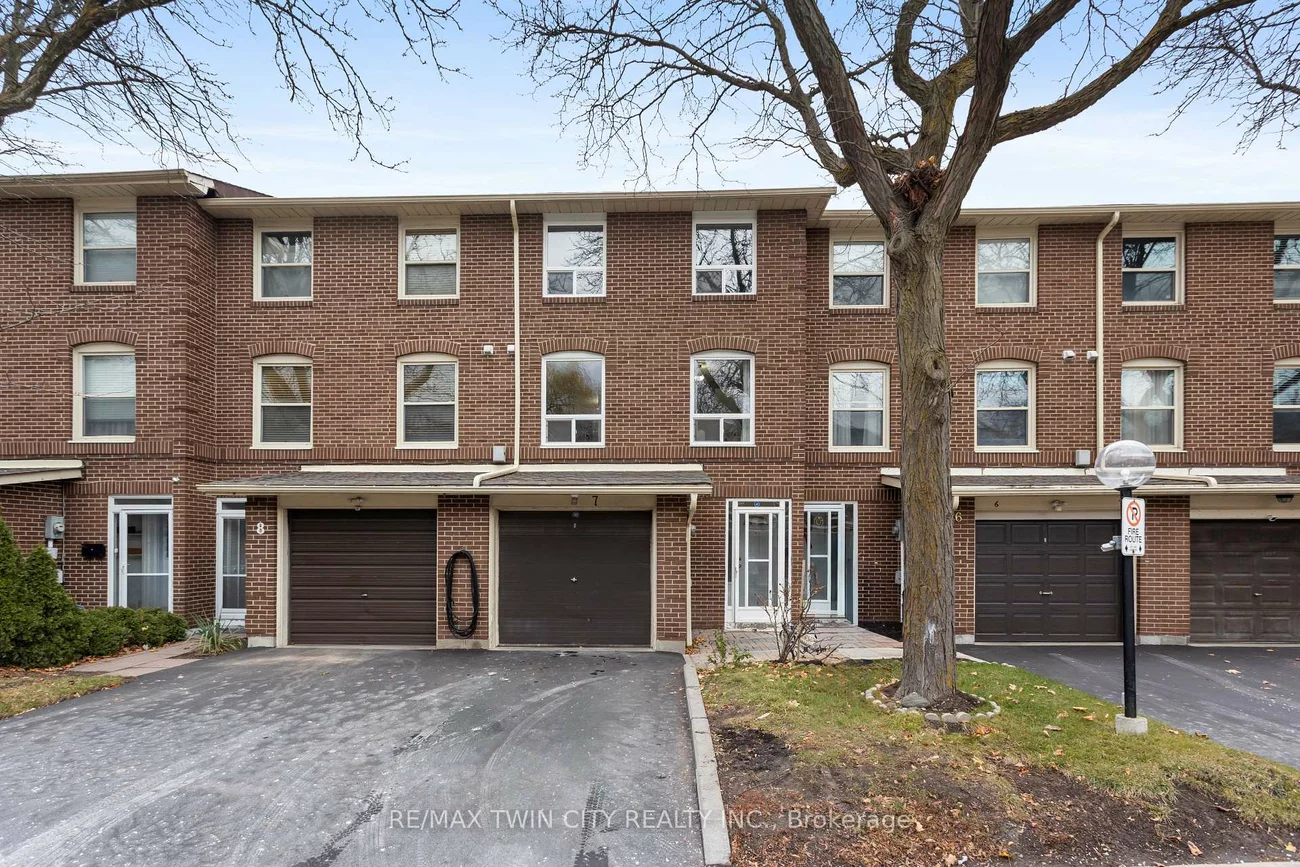 7, Eden Park, Southgate, Brampton