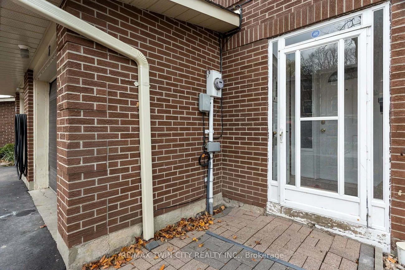 7, Eden Park, Southgate, Brampton