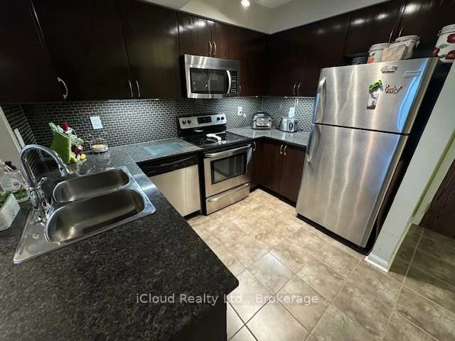 65, Via Rosedale, Sandringham-Wellington, Brampton