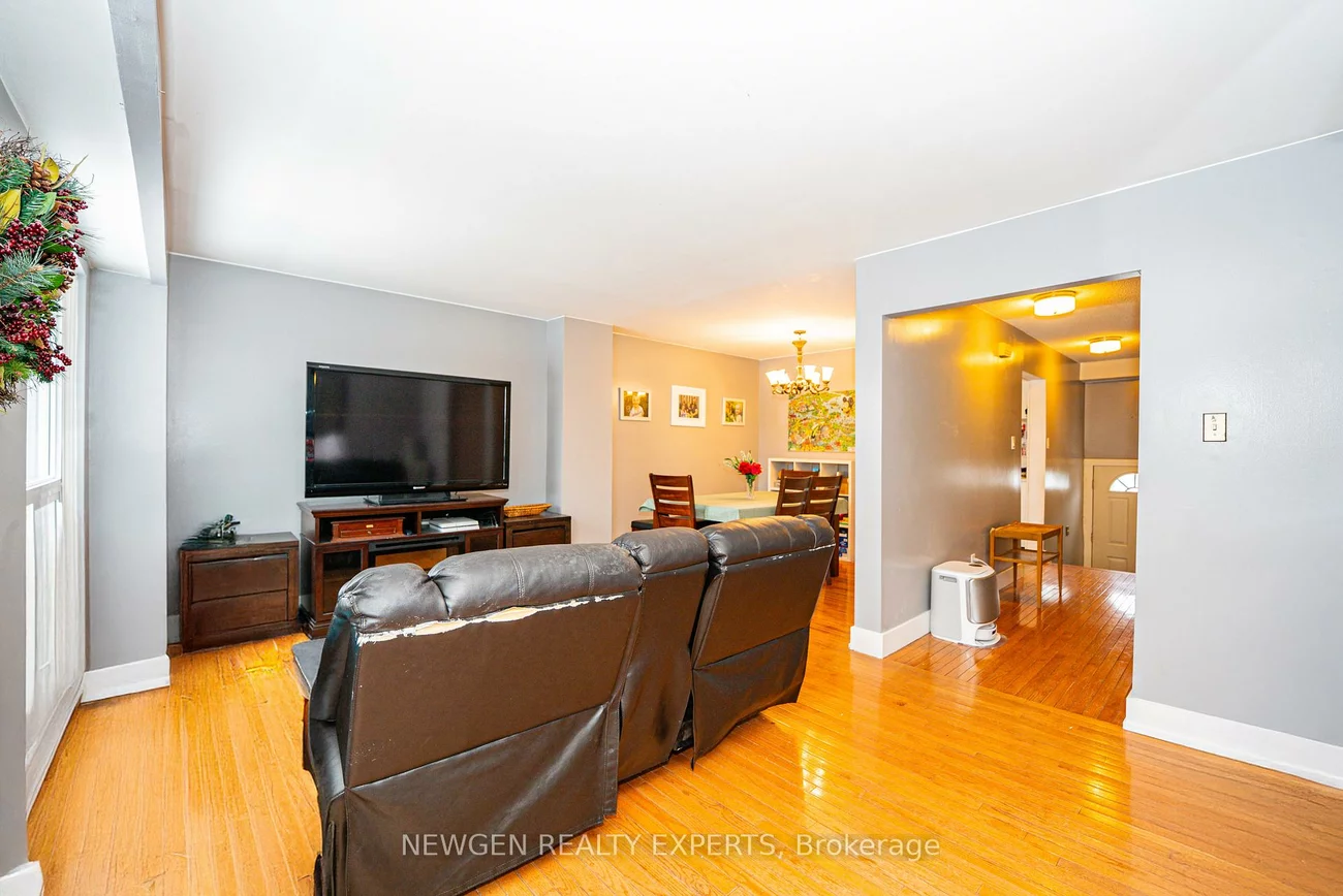 87, Moregate, Central Park, Brampton