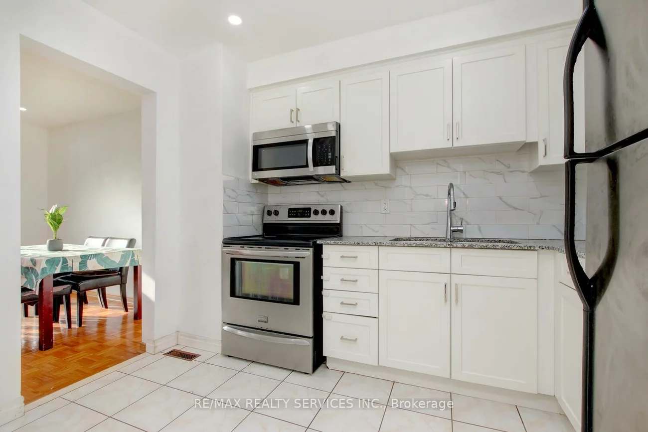 44, Franklin, Bramalea West Industrial, Brampton