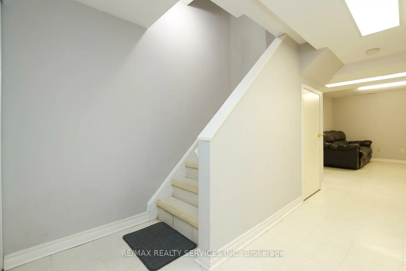 44, Franklin, Bramalea West Industrial, Brampton