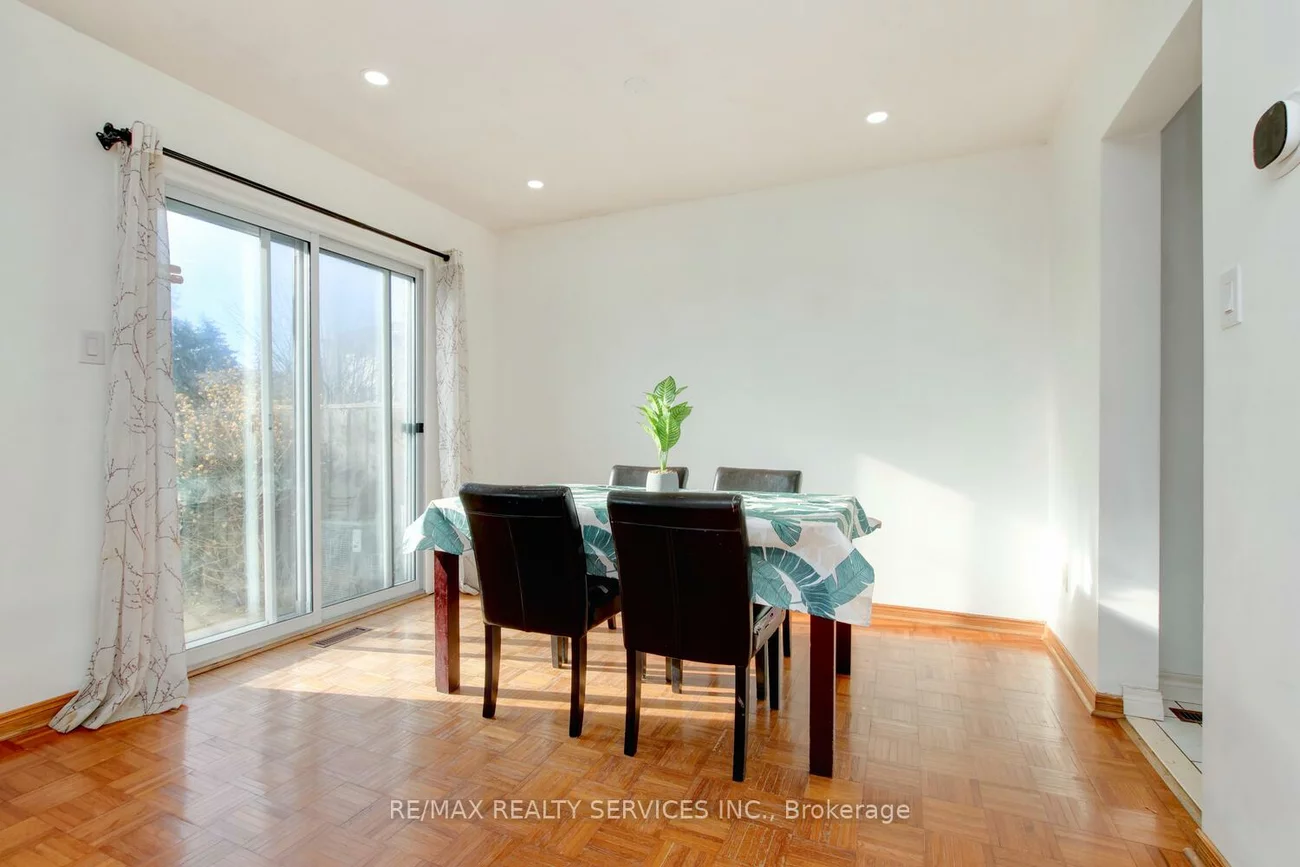 44, Franklin, Bramalea West Industrial, Brampton