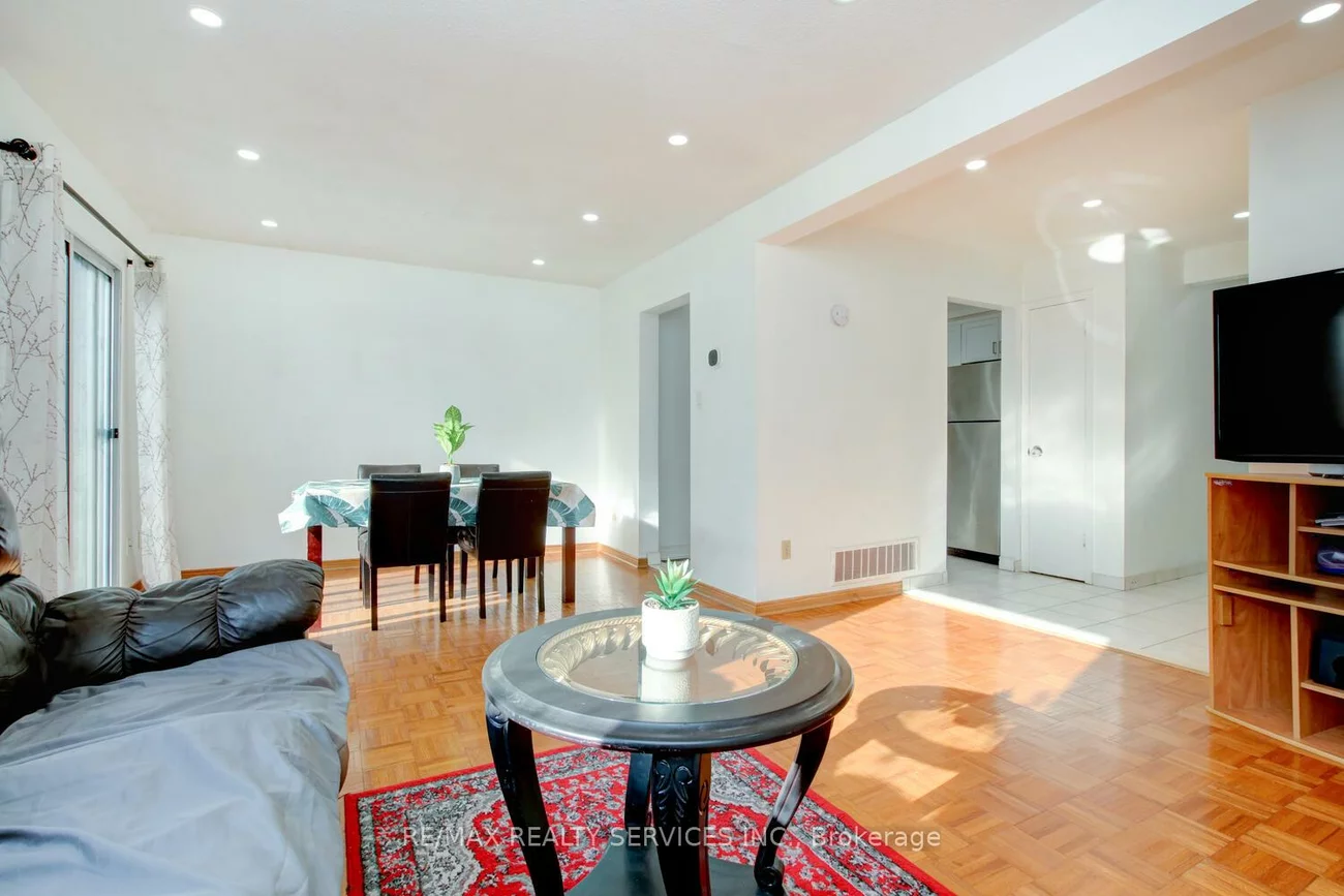 44, Franklin, Bramalea West Industrial, Brampton