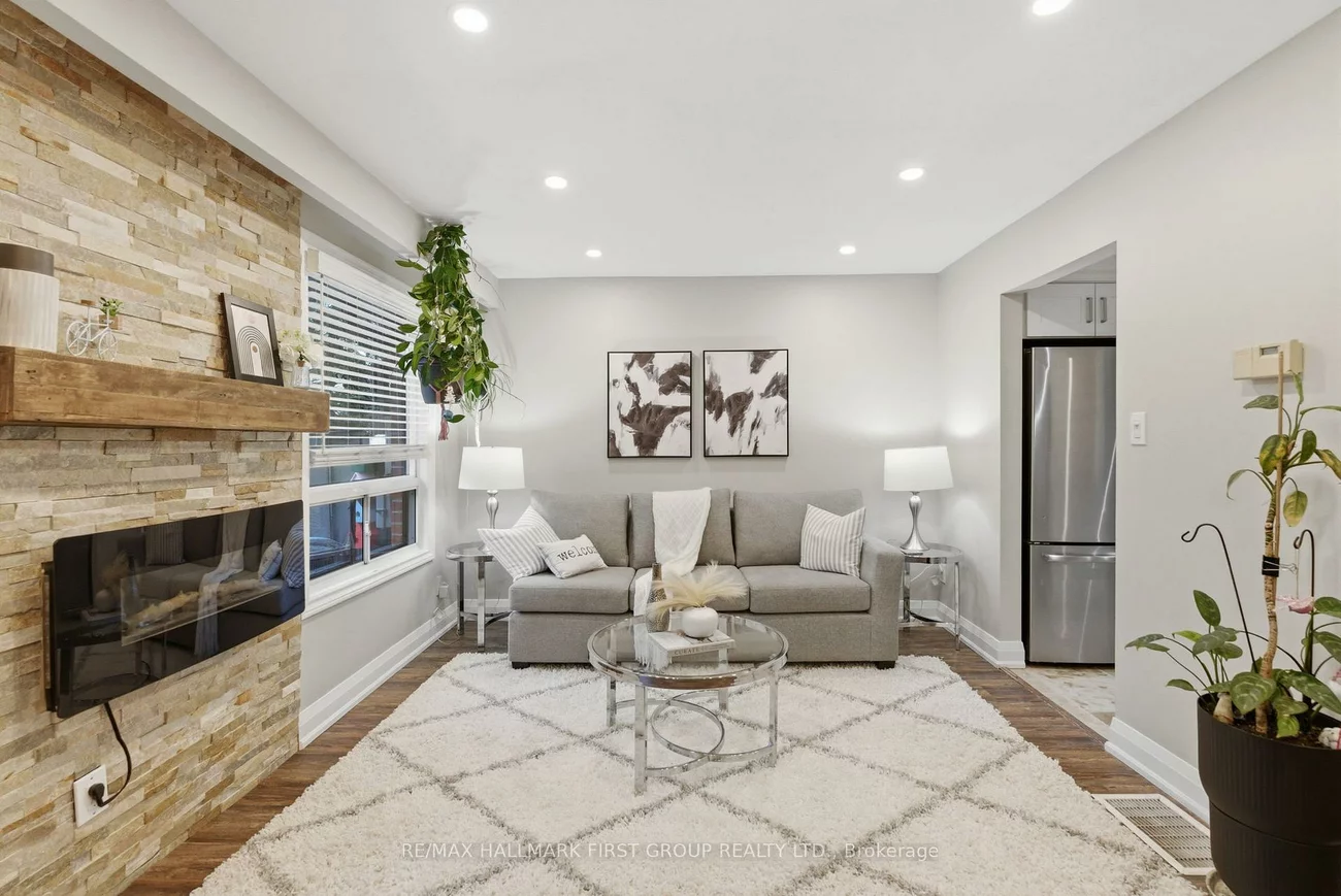 61, Foster, Brampton North, Brampton