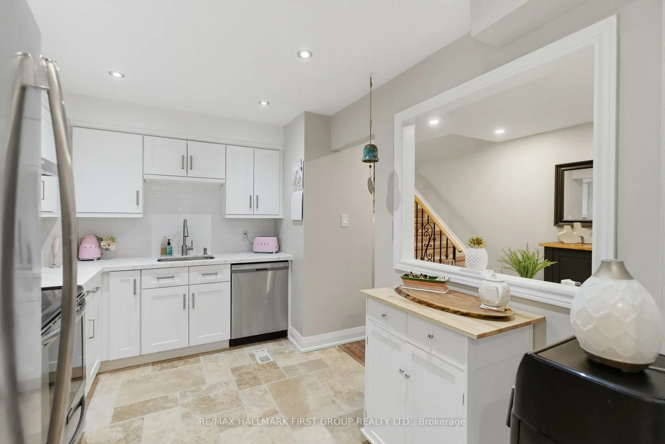 61, Foster, Brampton North, Brampton