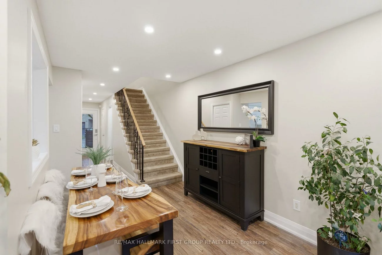 61, Foster, Brampton North, Brampton