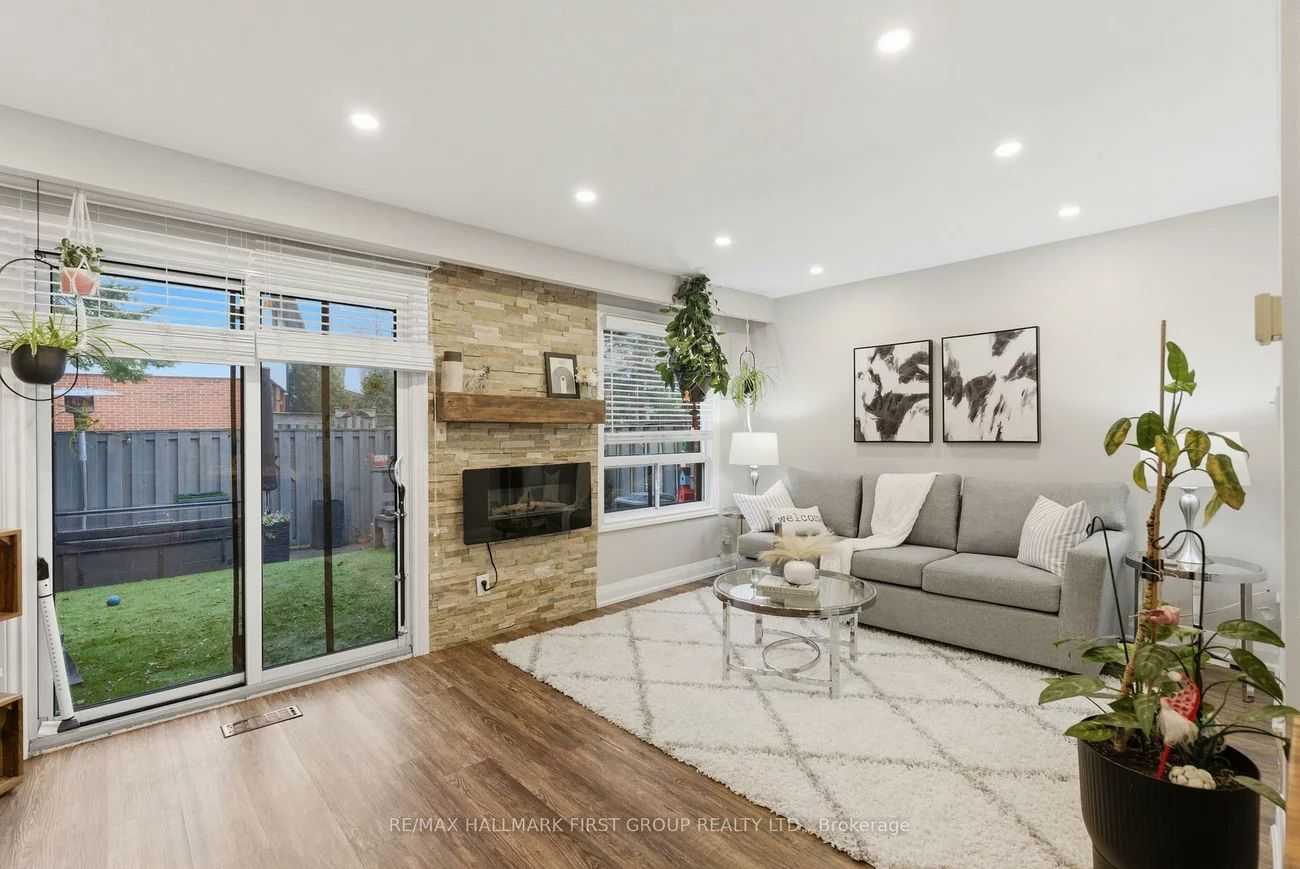 61, Foster, Brampton North, Brampton