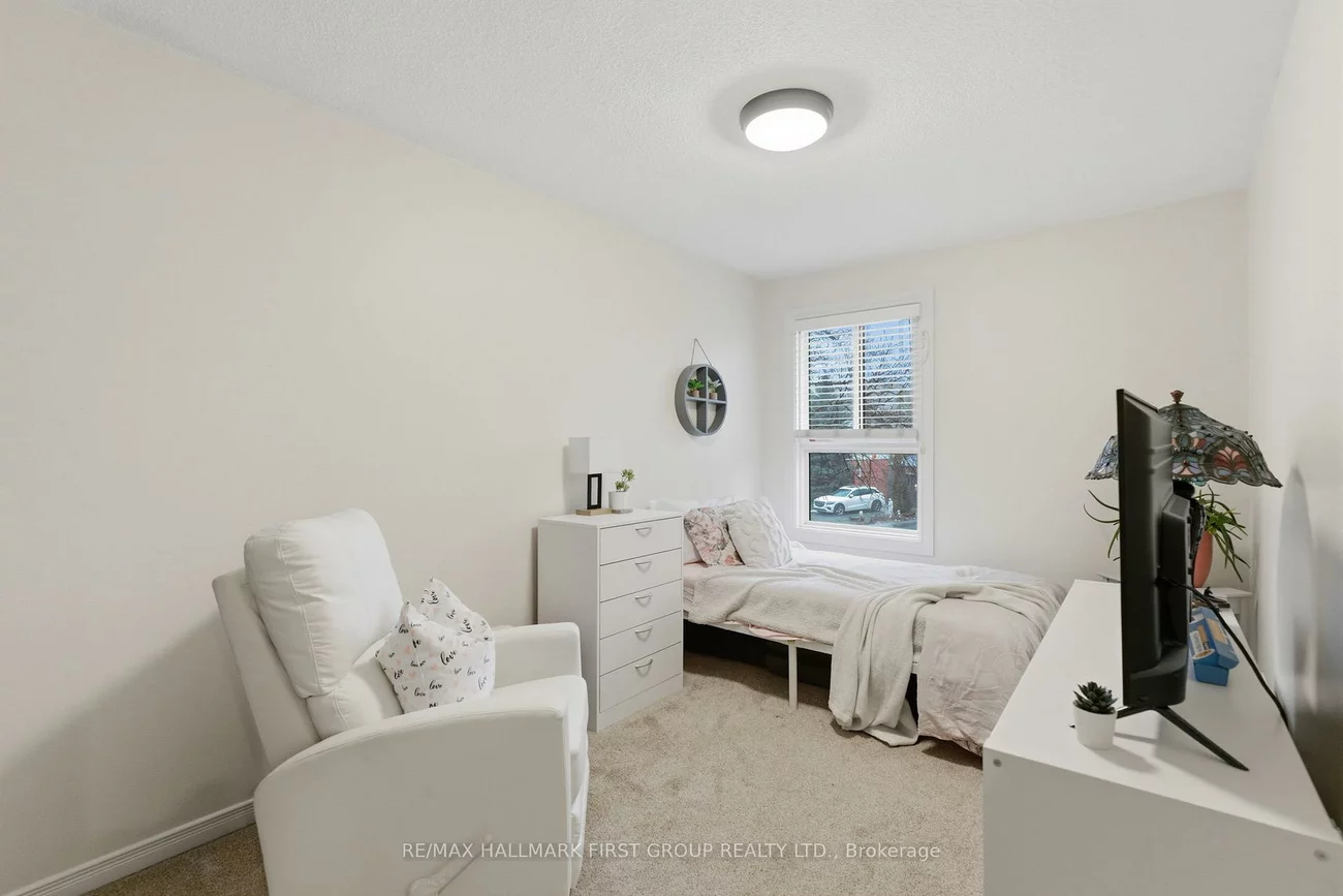 61, Foster, Brampton North, Brampton