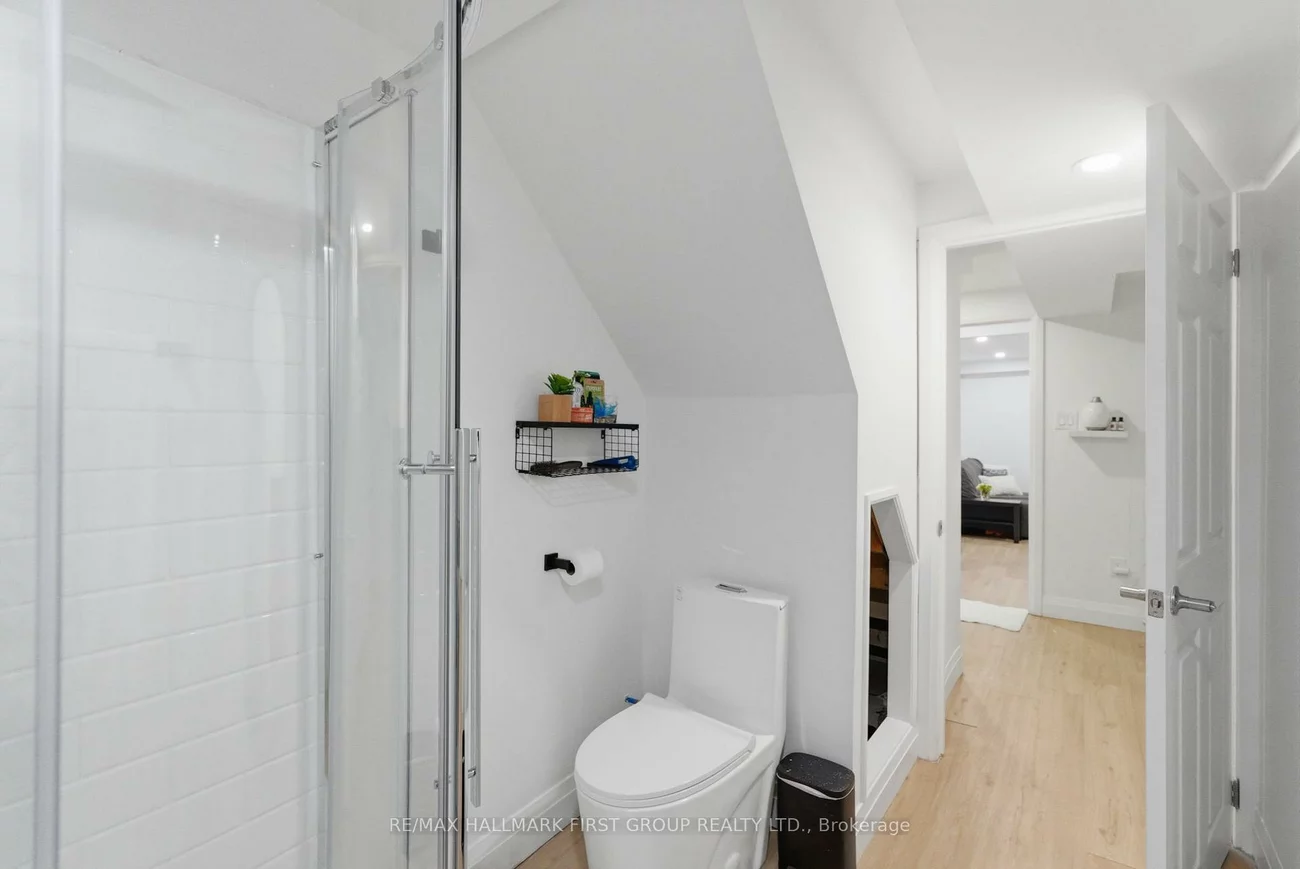 61, Foster, Brampton North, Brampton