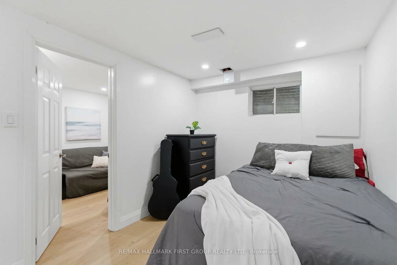 61, Foster, Brampton North, Brampton