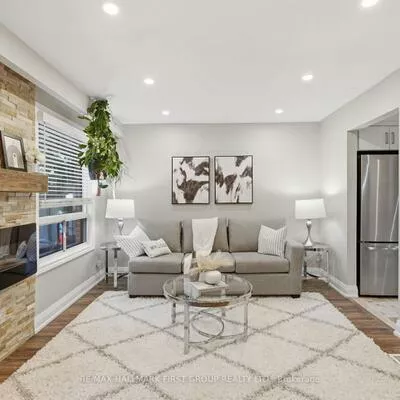 61, Foster, Brampton North, Brampton