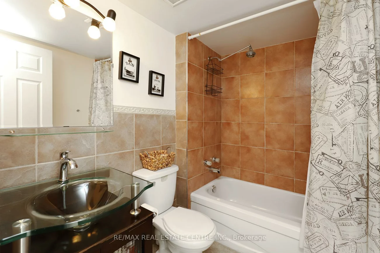 26, Hanover, Queen Street Corridor, Brampton