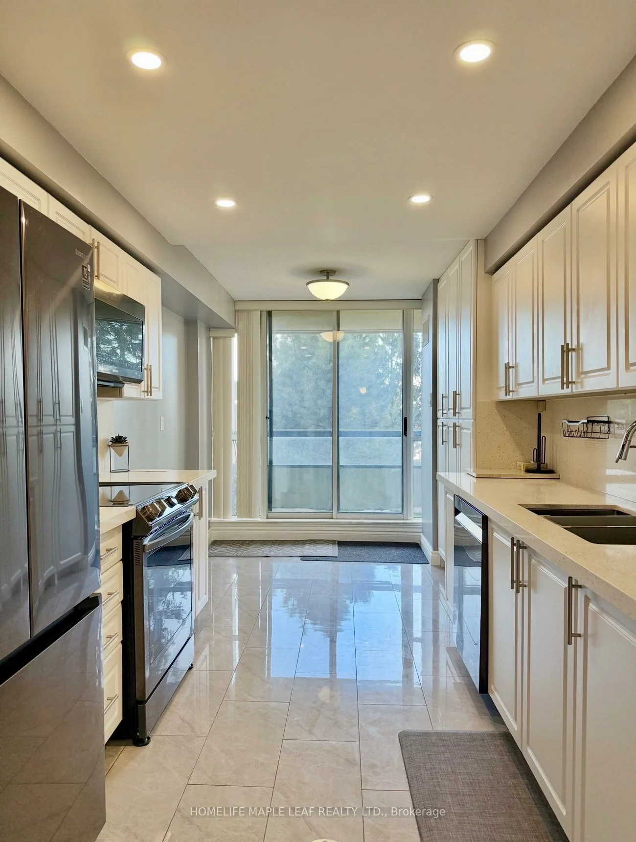 24, Hanover, Queen Street Corridor, Brampton