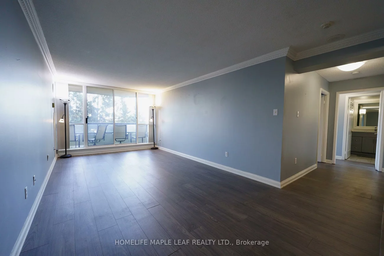 24, Hanover, Queen Street Corridor, Brampton