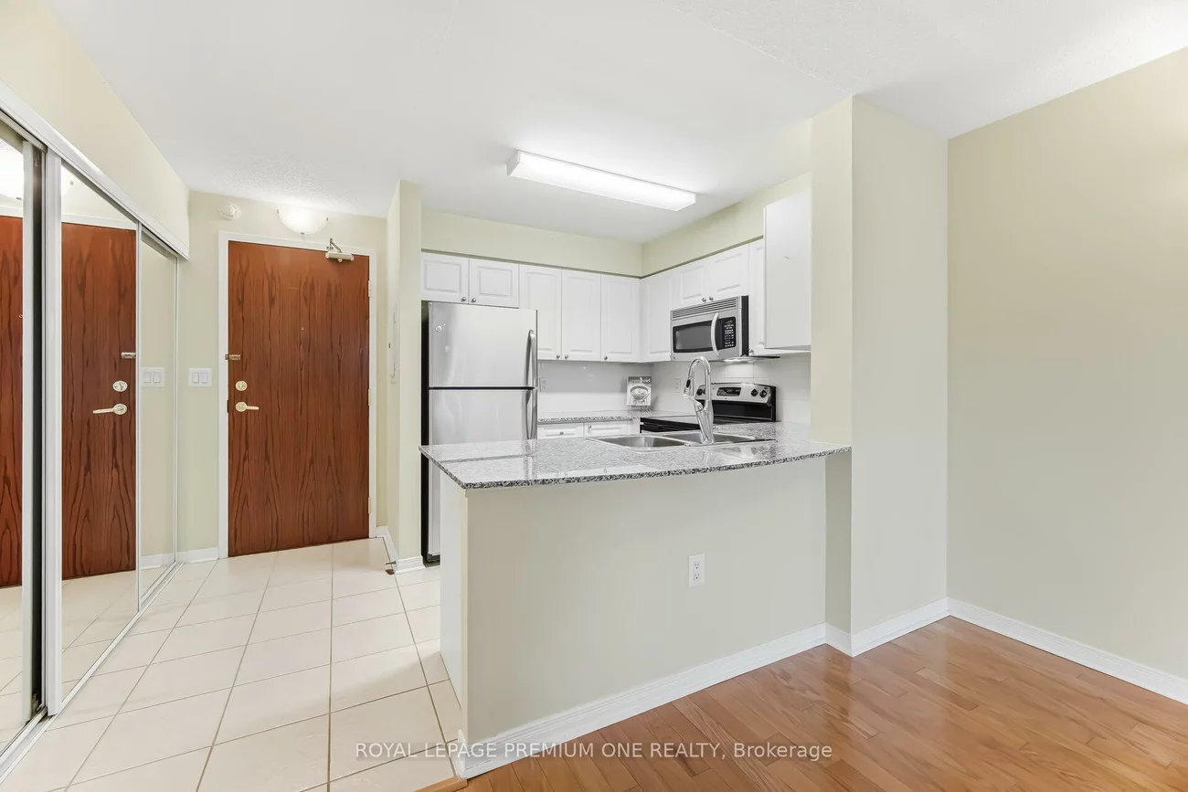 55, Via Rosedale, Sandringham-Wellington, Brampton