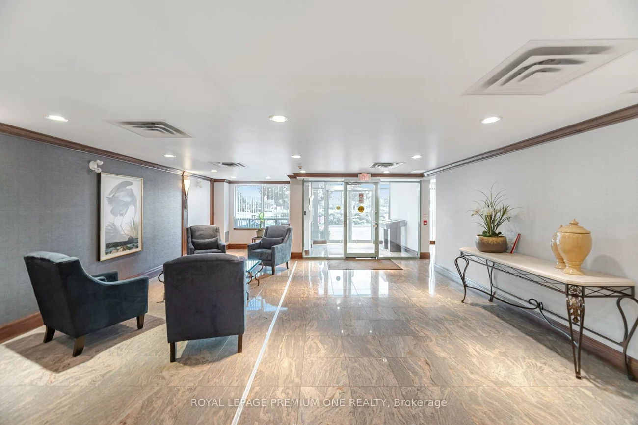 55, Via Rosedale, Sandringham-Wellington, Brampton