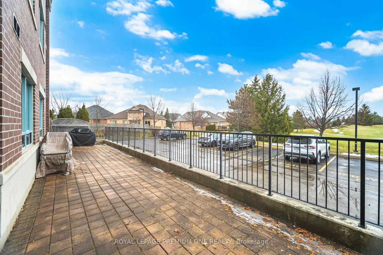 55, Via Rosedale, Sandringham-Wellington, Brampton