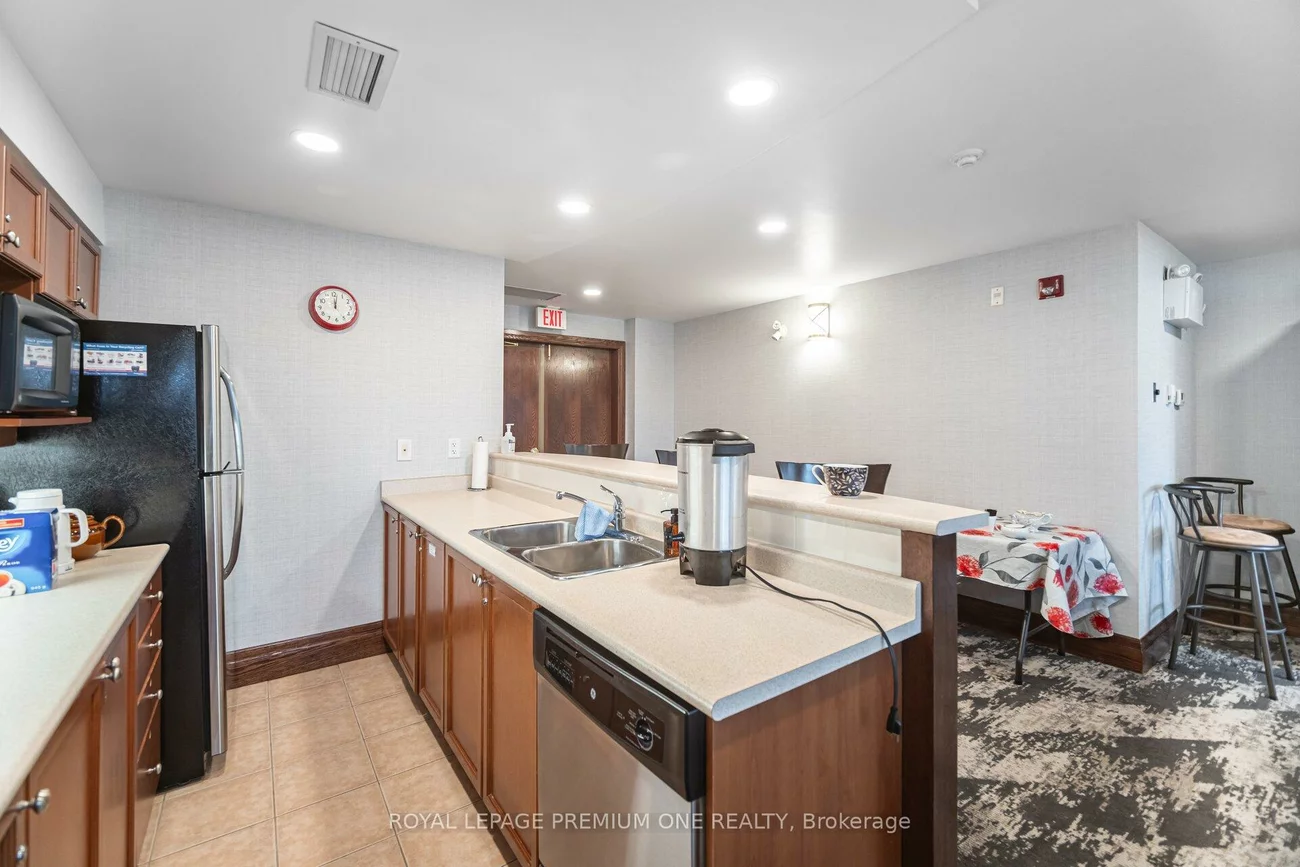 55, Via Rosedale, Sandringham-Wellington, Brampton