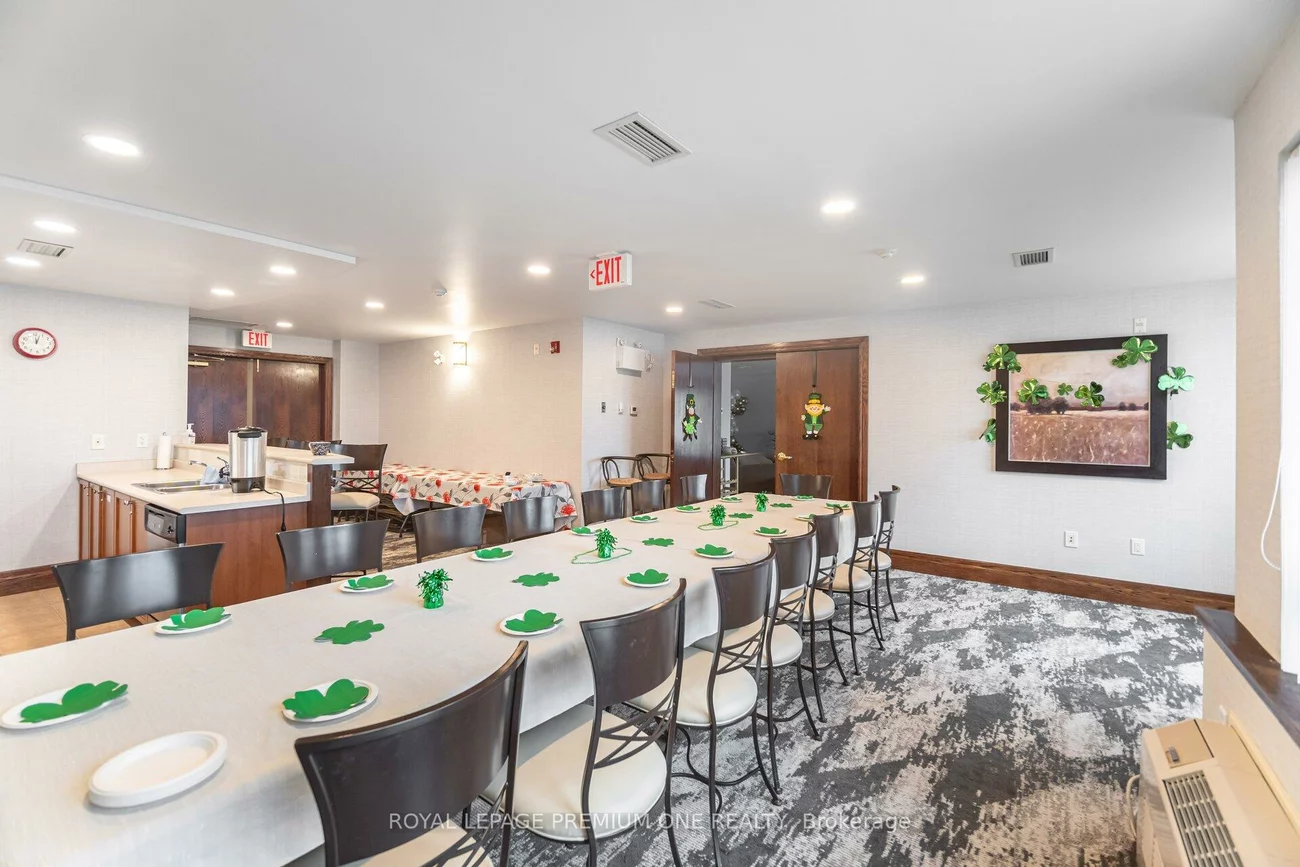 55, Via Rosedale, Sandringham-Wellington, Brampton