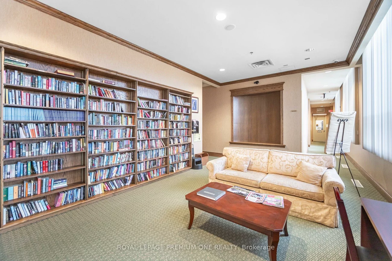 55, Via Rosedale, Sandringham-Wellington, Brampton