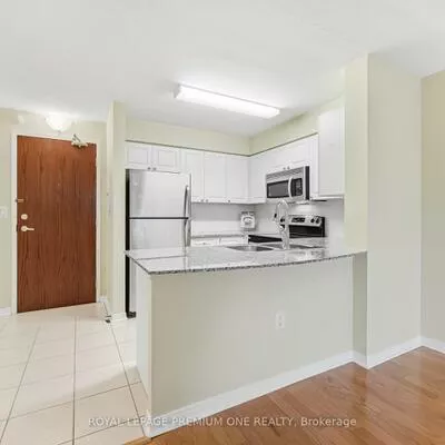 55, Via Rosedale, Sandringham-Wellington, Brampton