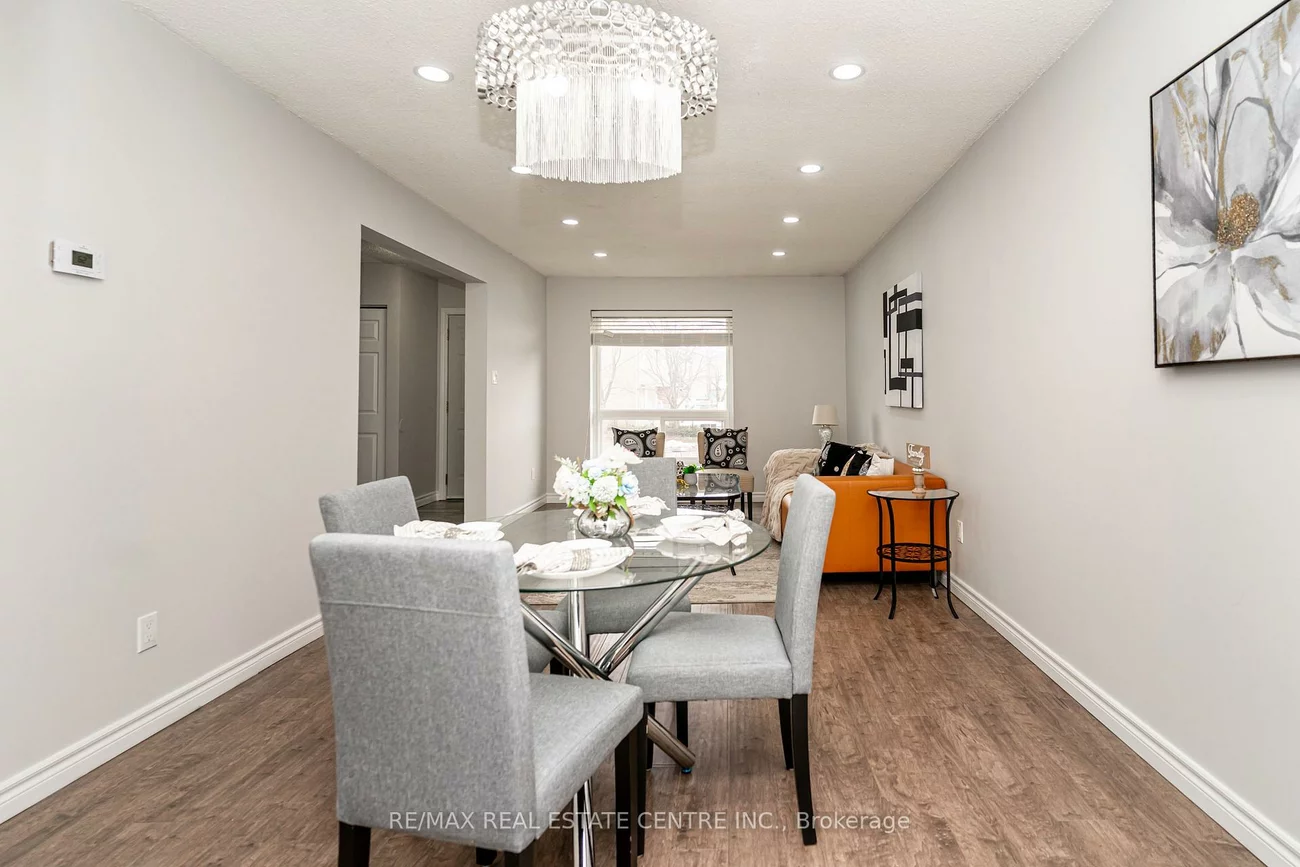 75, Mcmullen, Central Park, Brampton