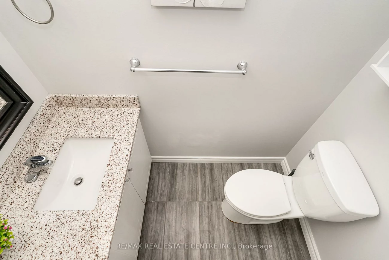 75, Mcmullen, Central Park, Brampton