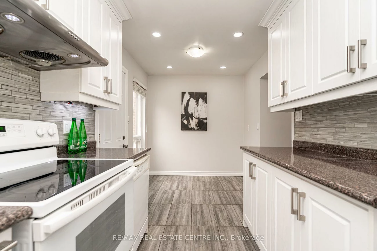 75, Mcmullen, Central Park, Brampton