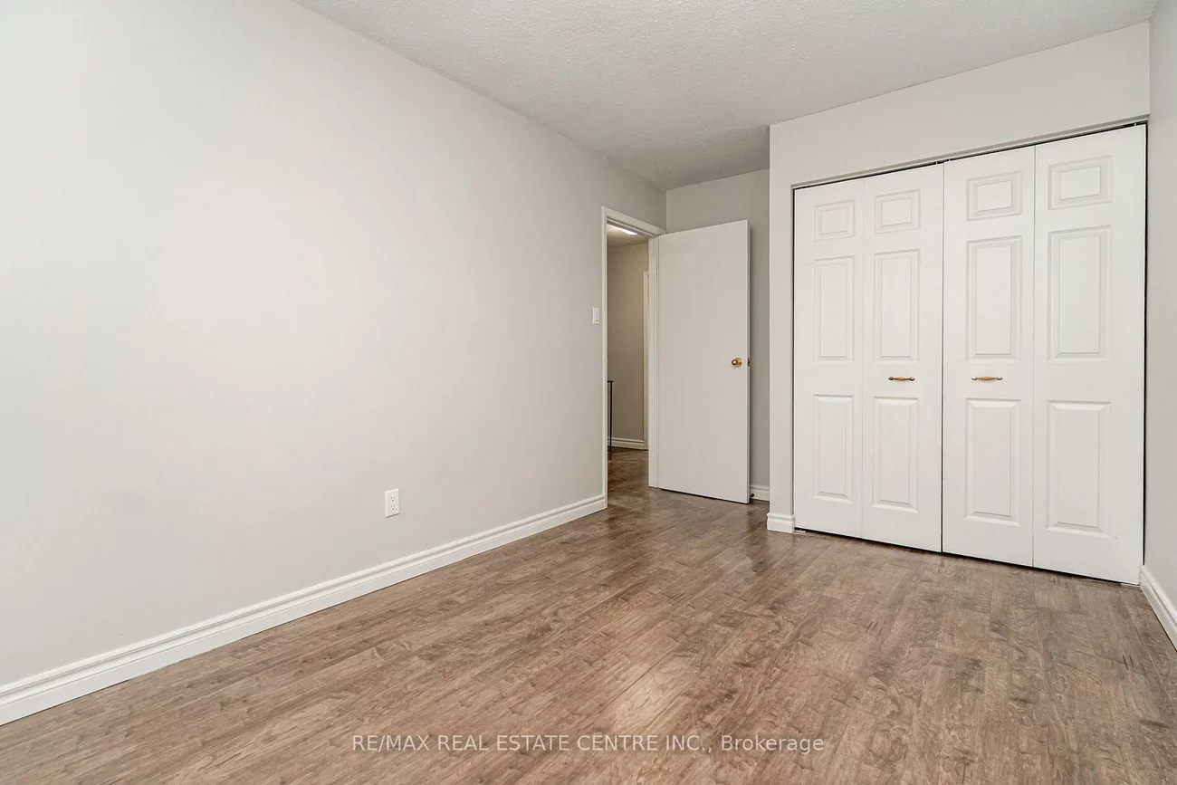 75, Mcmullen, Central Park, Brampton