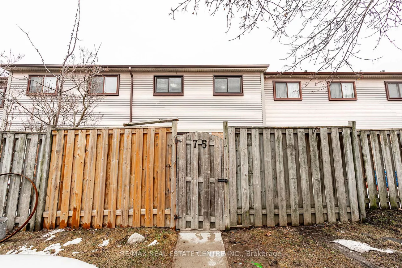 75, Mcmullen, Central Park, Brampton