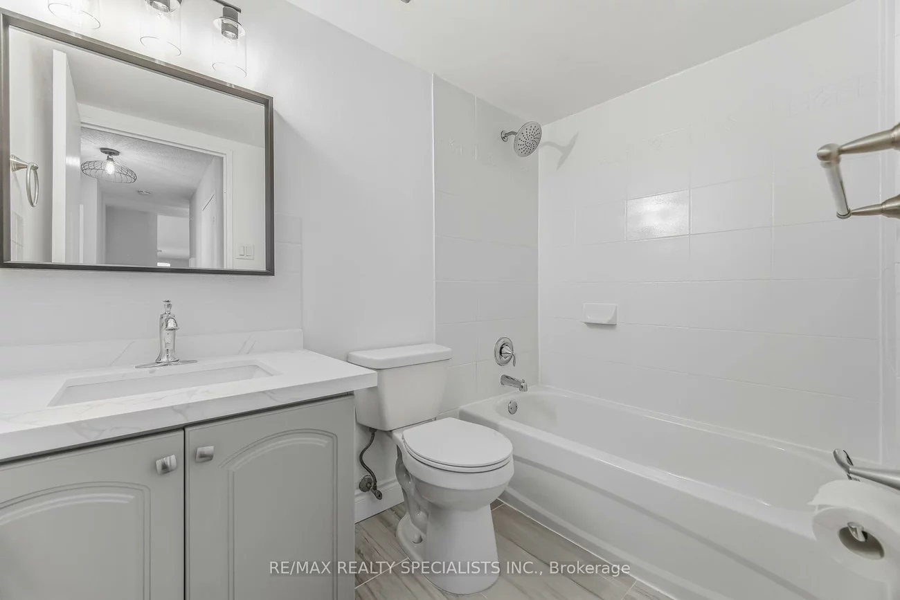 21, KNIGHTSBRIDGE, Queen Street Corridor, Brampton