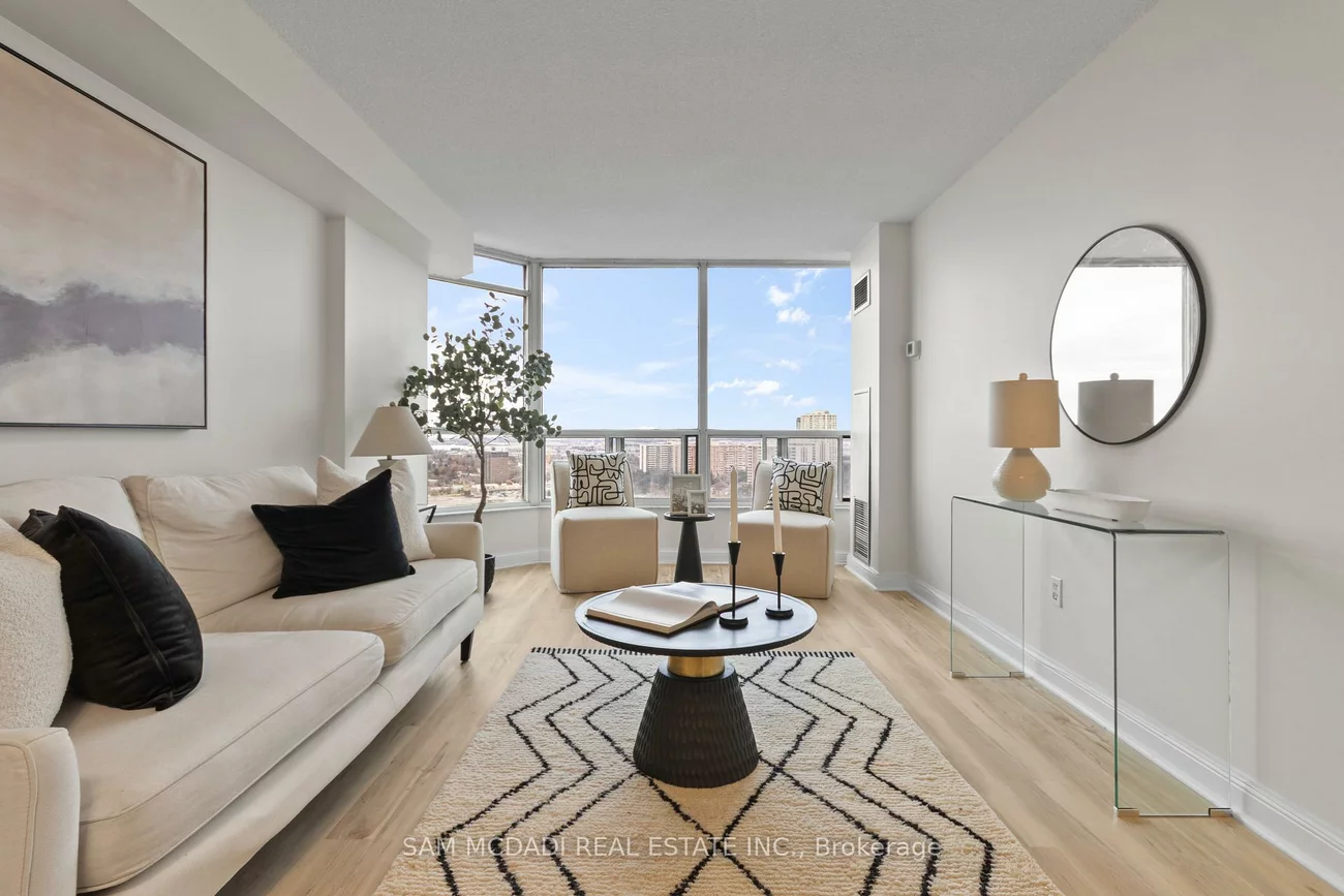 24, Hanover, Queen Street Corridor, Brampton