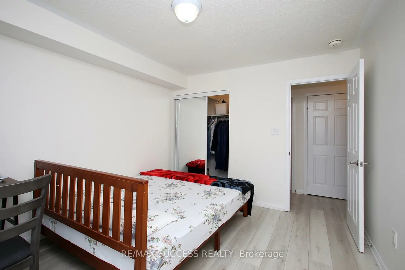 250, Sunny Meadow, Sandringham-Wellington, Brampton