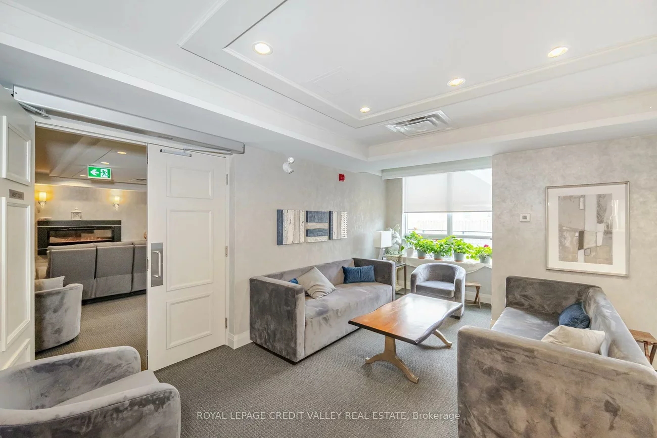 30, Via Rosedale, Sandringham-Wellington, Brampton