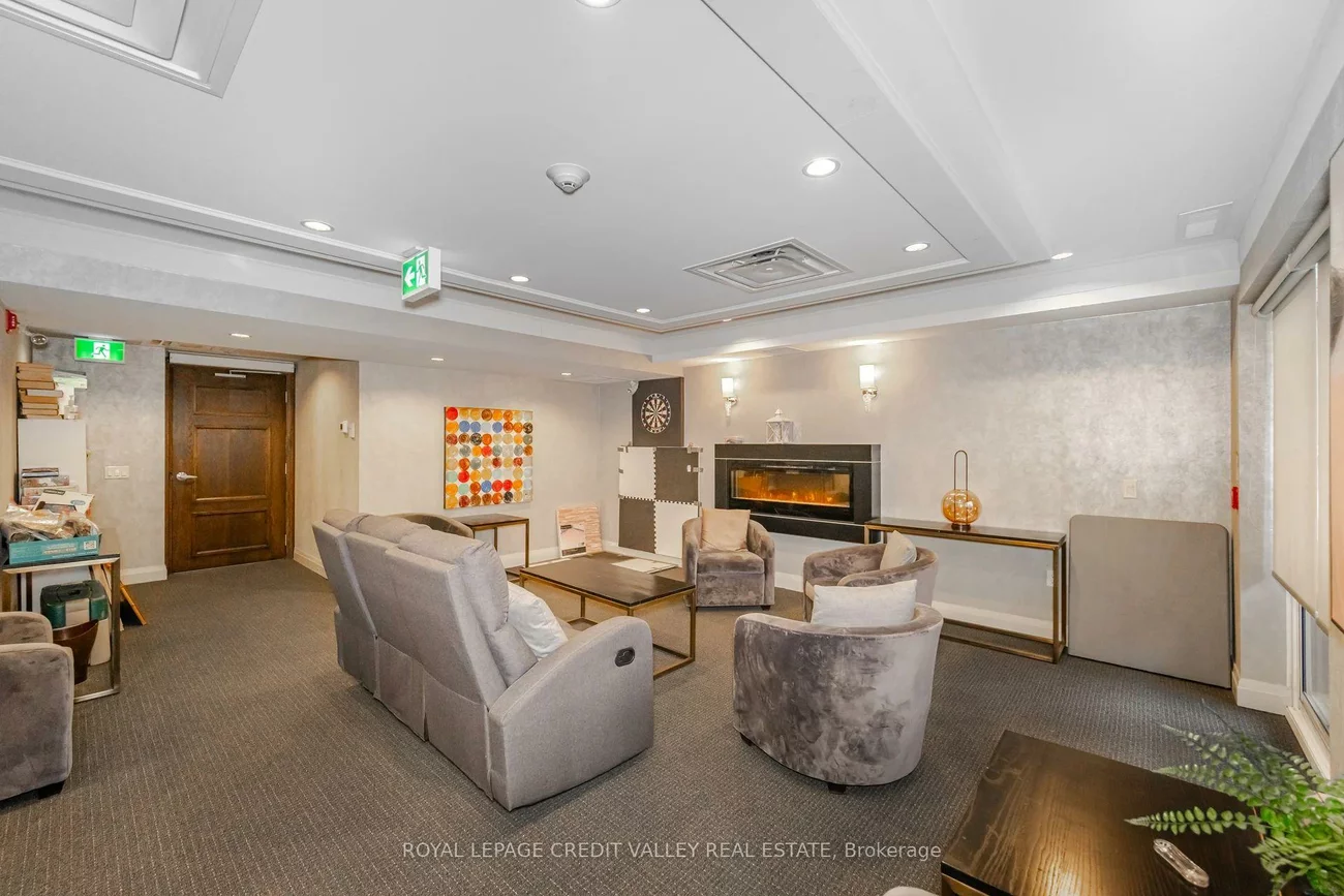 30, Via Rosedale, Sandringham-Wellington, Brampton