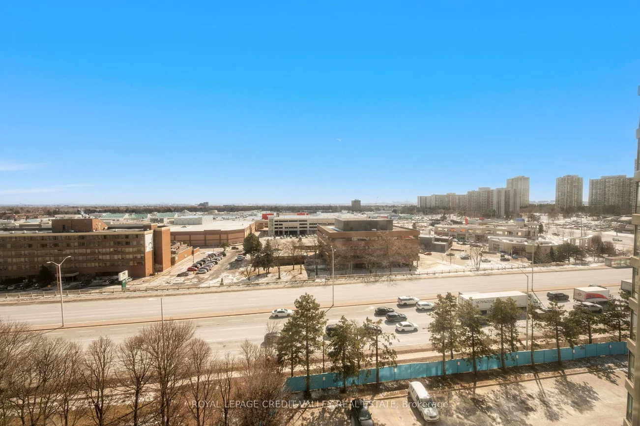 26, Hanover, Queen Street Corridor, Brampton