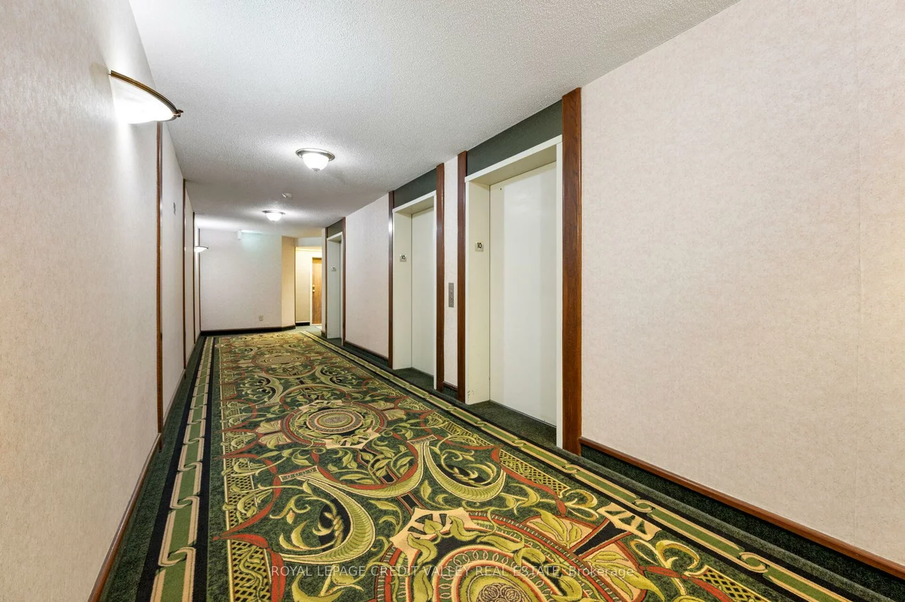 26, Hanover, Queen Street Corridor, Brampton