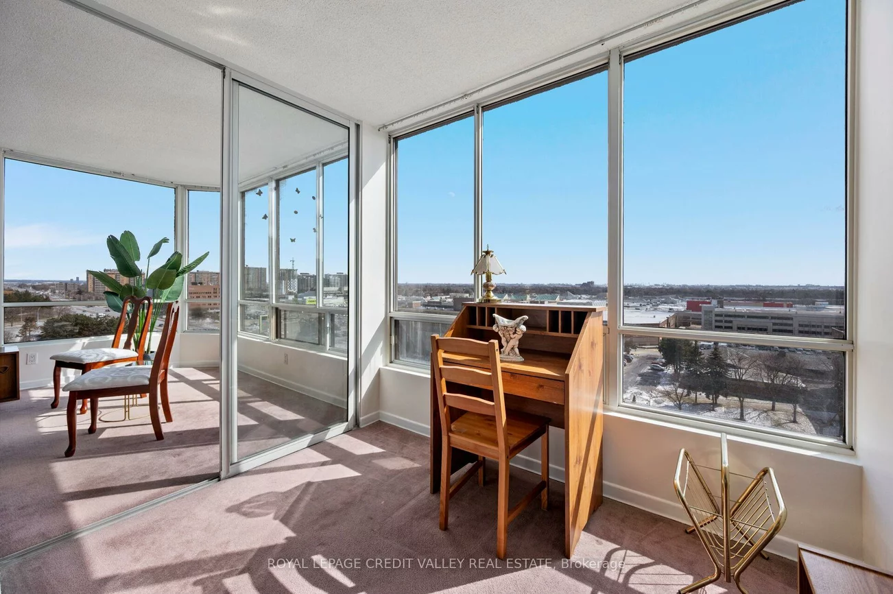 26, Hanover, Queen Street Corridor, Brampton