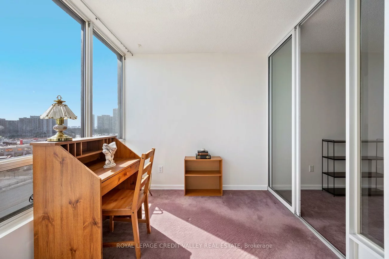 26, Hanover, Queen Street Corridor, Brampton