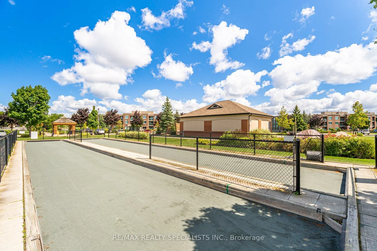 55, Via Rosedale, Sandringham-Wellington, Brampton