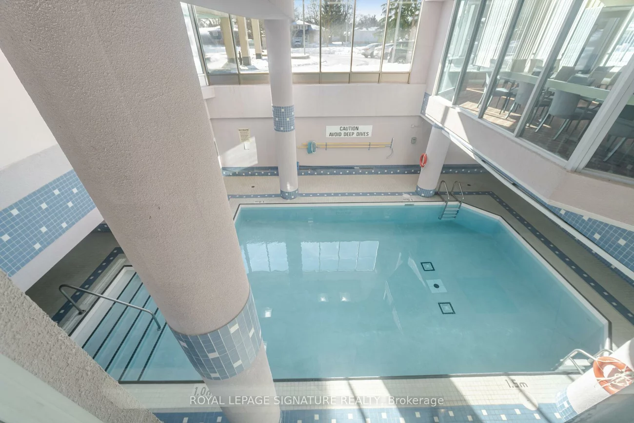 320, Mill, Brampton South, Brampton