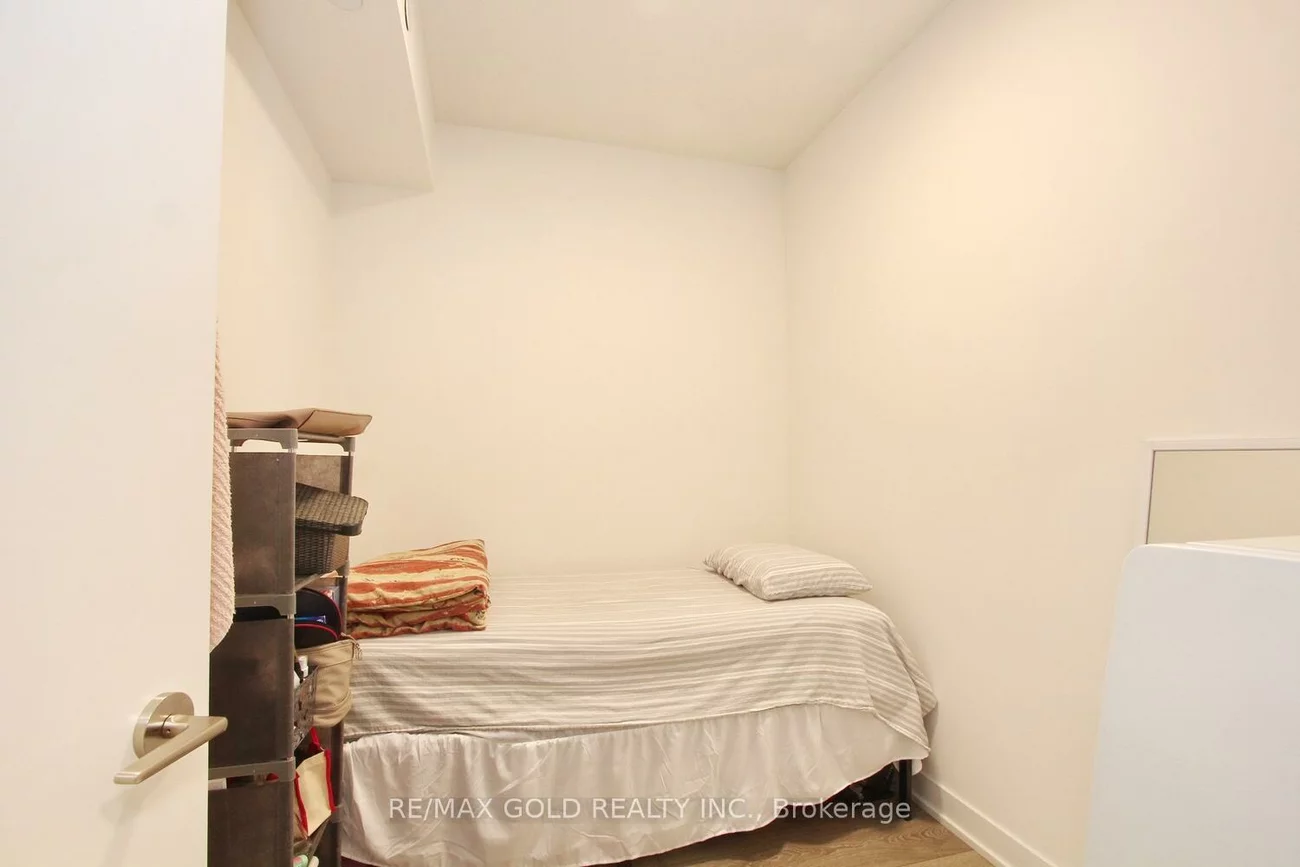 225, Malta, Fletcher's Creek South, Brampton